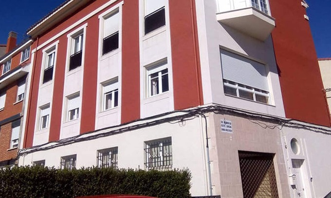 Villaquilambre House | A Walk to the Cathedral of Leon in Just 20 Minutes