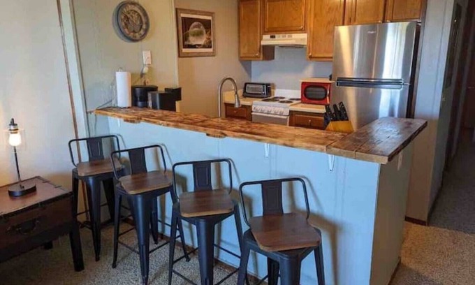 Snowshoe Condo | A Walk in the Clouds - 4 Season Getaway -Ski-In Ski-Out Condo