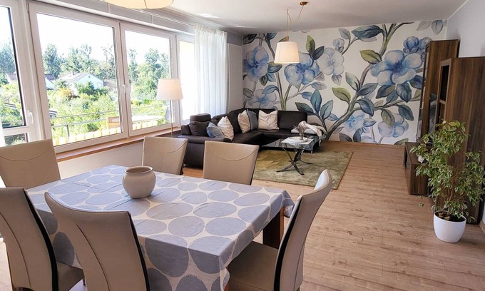 Weitramsdorf Apartment | A warm welcome to our new holiday flat "Hereinspaziert".n2 Persons/85m2