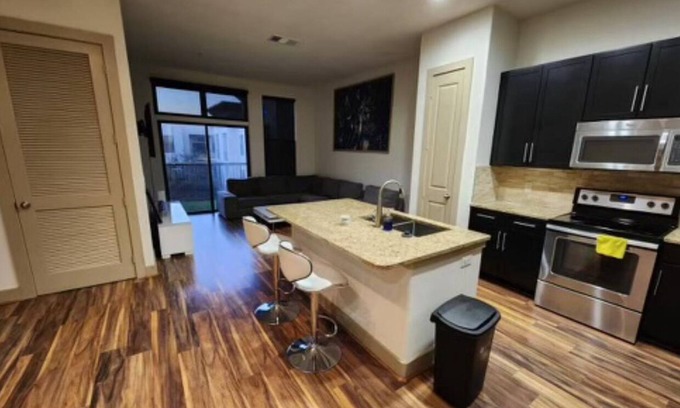 Houston Apartment | A wonderful and cozy apartment