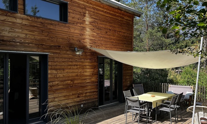La Roque-en-Provence House | A wooden house by the river - 1 hour from Nice !