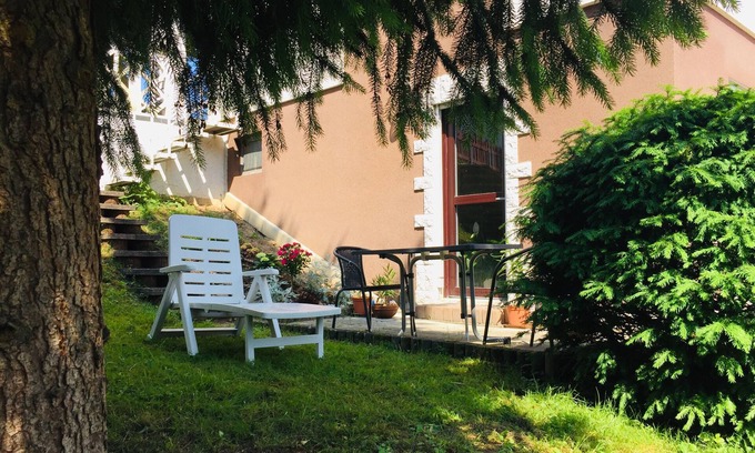 Ersheim Apartment | A1 vacation apartment with private terrace, hiking, canoeing,