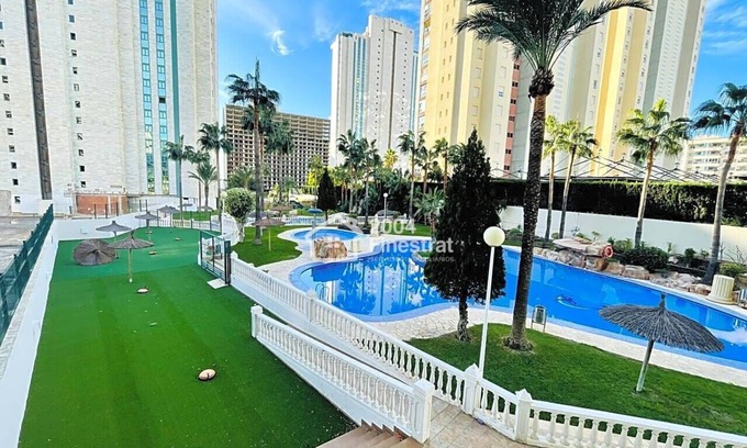 Villajoyosa Apartment | A1056 - Sunny and spacious flat with swimming pool and air conditioning