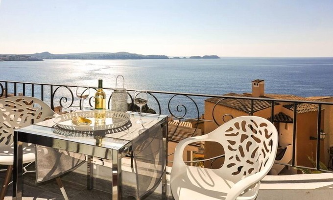 Peguera Apartment | A3671 Sea view apartment for 3 people in Cala Fornells