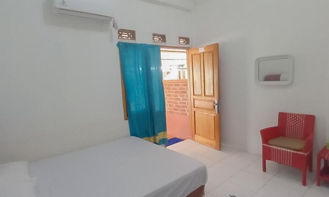 Ciwaru Hotel | AA BUNGSU Syariah Balekambang Ciletuh Sukabumi RedPartner
