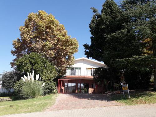 Kestell Bed & Breakfast | AANDRUS BNB