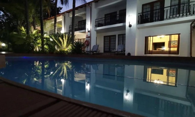 Baileys Muckleneuk House | Aanmani Rose Guest House