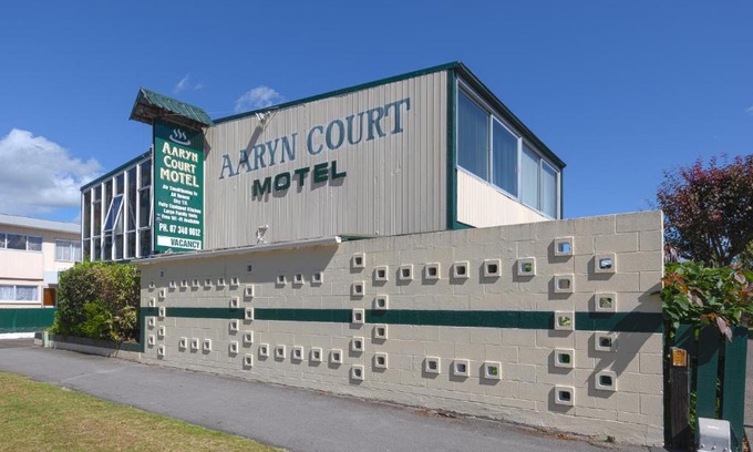 Fenton Street Hotel | Aaryn Court Motel