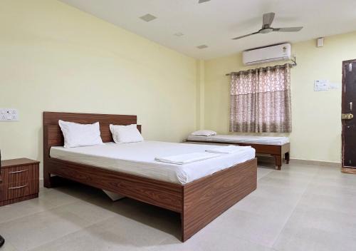 Adoni Hotel | Aathidya Lodge