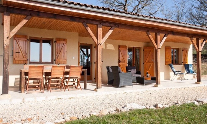 Saint-Aubin-de-Nabirat House | Abbeie, bungalow with private pool and 7000m2 of private land
