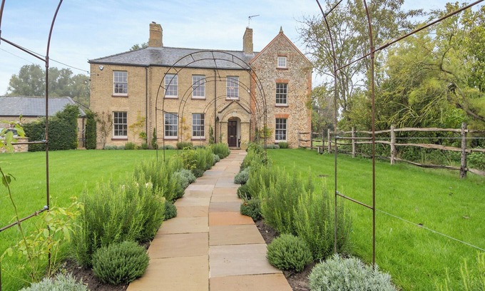 Wereham Cottage | Abbey Barn Farmhouse