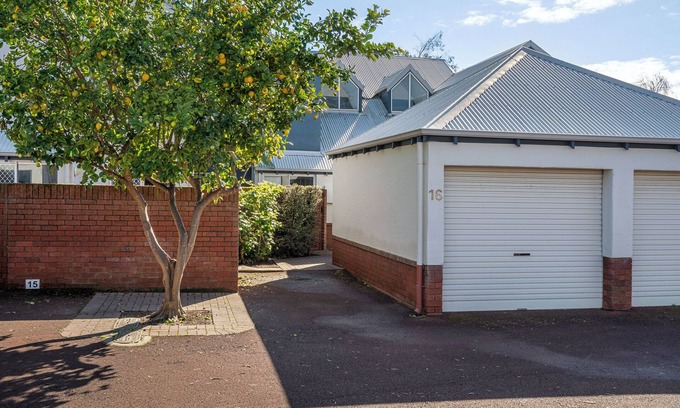 City Of Busselton House | Abby's Villa - 3BR | Pool | Tennis | Family