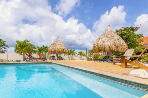 Julianadorp Cabin | ABC Lodges Curacao