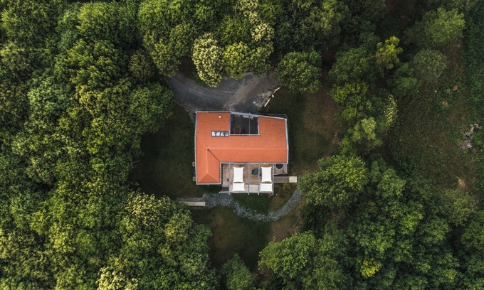 Sobrado House | Abeiro da loba, your house in the forest
