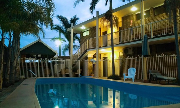 Lakes Entrance Hotel | Abel Tasman Waterfront Motel