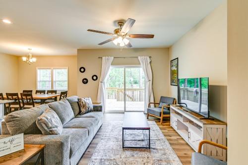 Southern Pines House | Aberdeen Townhome Near Downtown Southern Pines!