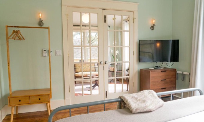 Abita Springs House | Abita Springs Hotel