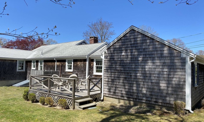 West Dennis House | About ONE MILE TO THE BEACH in West Dennis on beautiful Cape Cod.