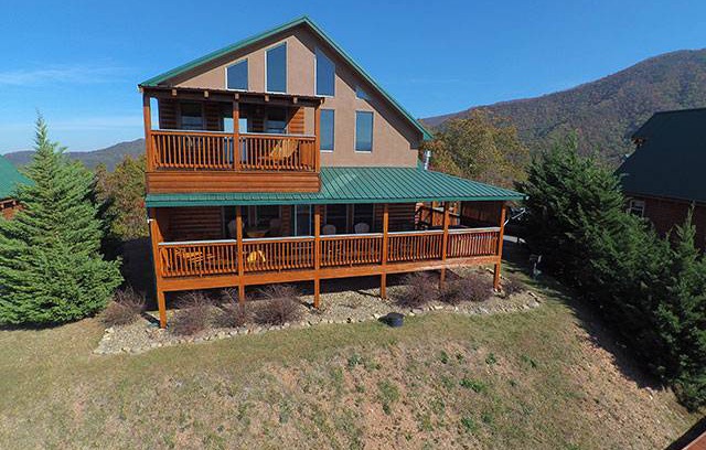 Gatlinburg - Pigeon Forge Cabin | Above Awe