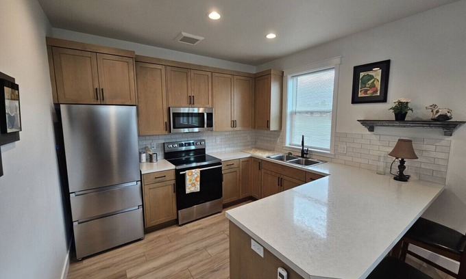 Post Falls House | Above-Garage apartment directly next to Golf and 10 minutes from the River
