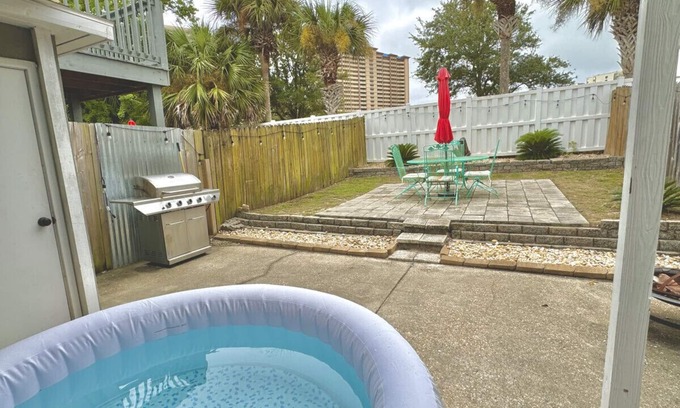 Open Sands House | Absolute Beach: Coastal Retreat Only 700FT 2 Beach, BBQ, + FREE Activities!