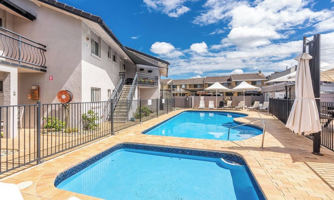 Lennox Head Apartment | Absolute Beachfront Apartment 2T
