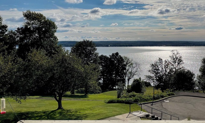 Dewittville Condo | Absolute Gem! Stunning Chautauqua Lake views with AC, WiFi