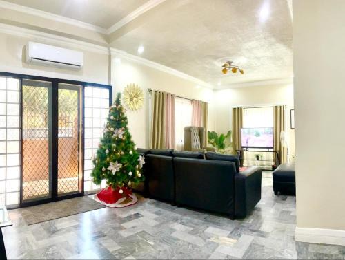 Tacloban House | Abucay Guests House