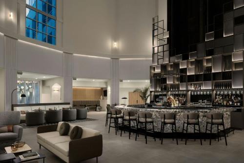 Lake Forest Hotel | AC Hotel by Marriott Portland Lake Oswego