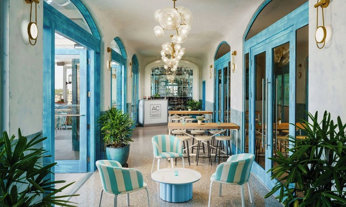 Spartanburg Hotel | AC Hotel St. Petersburg Downtown