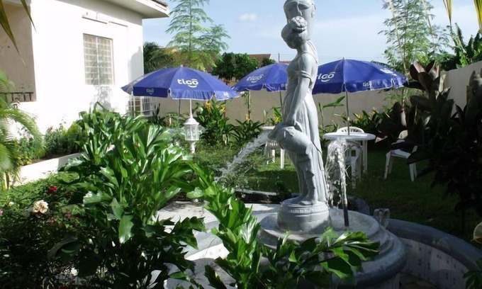 Kwabenyan Hotel | Acacia Lodge, North Legon