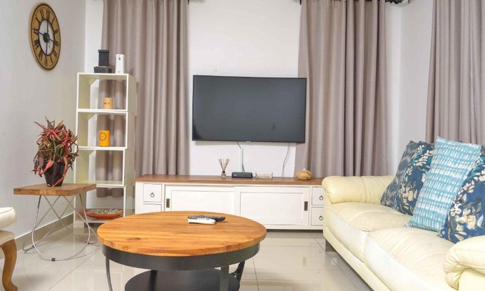 Gaborone Villa | acaciaoptimumstay