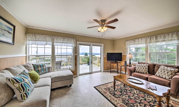 Marlboro House | Acadia Home with Incredible Frenchman Bay View!