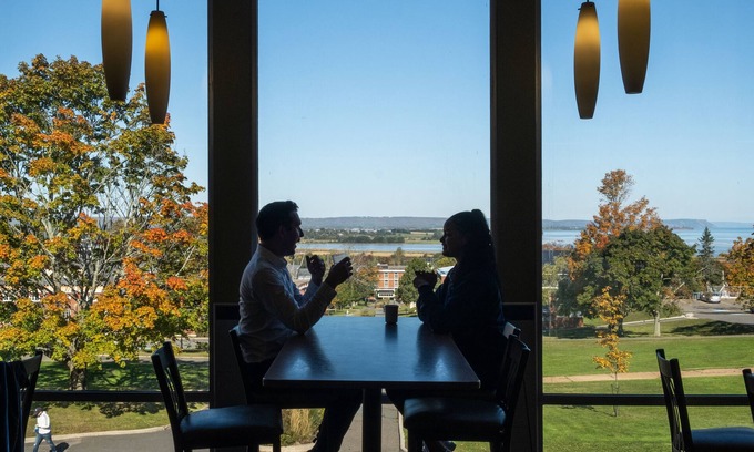 Wolfville Hotel | Acadia University