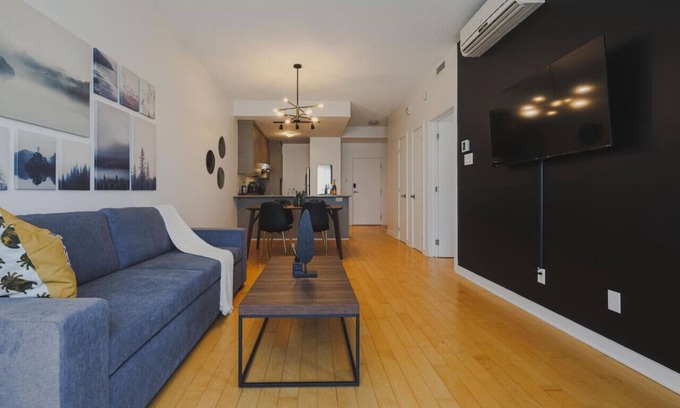 Ahuntsic-Cartierville Apartment | Acadie District 1-Bedroom Condo