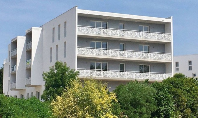 Jonzac Condo | Accès gratuit aux Antilles ! Appart équipé 6p