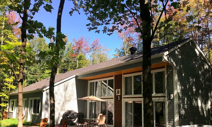 Austin Ski Chalet | Accessible & Adapted - In the heart of the Eastern Townships - Magog-Orford