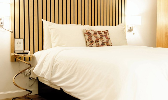 San Angelo Hotel | Accessible Queen Room with Modern Comforts – Ideal for Relaxing Getaways!