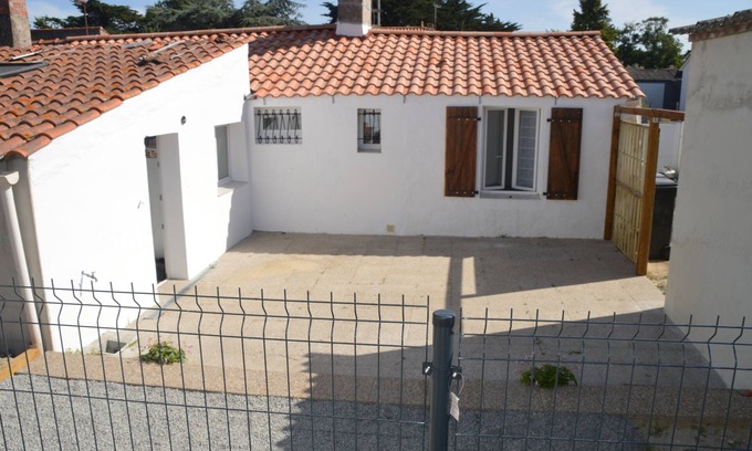 Beauvoir-sur-Mer House | Accommodation 15 min from the beach