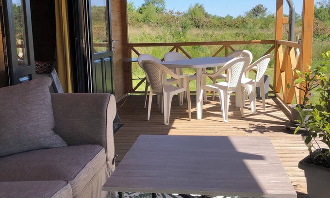 Sulniac Ski Chalet | Accommodation sleeps 6 in quiet location Swimming pool open until 15/09 Pets welcome