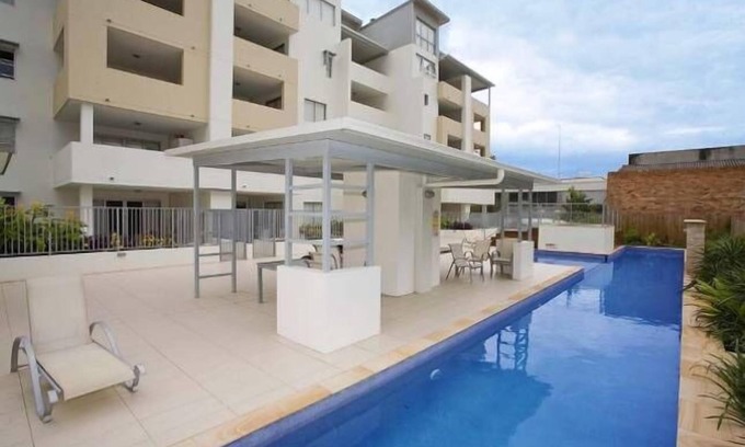 South Brisbane Apartment | Accommodation South Bank Brisbane 25meters from Exhibition & Convention Centre