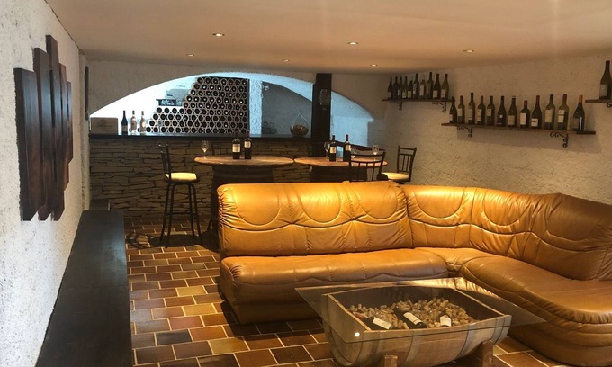 Armissan House | ACCOMODATION IN OUR WINE CELLAR IN THE HEART OF GARRIGUE