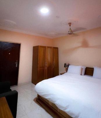 Bono East Region House | Accra-5Bedroom-3Bathroom-PrivateParking