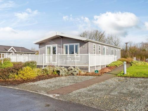Hundall House | Acer Lodge-Uk37594
