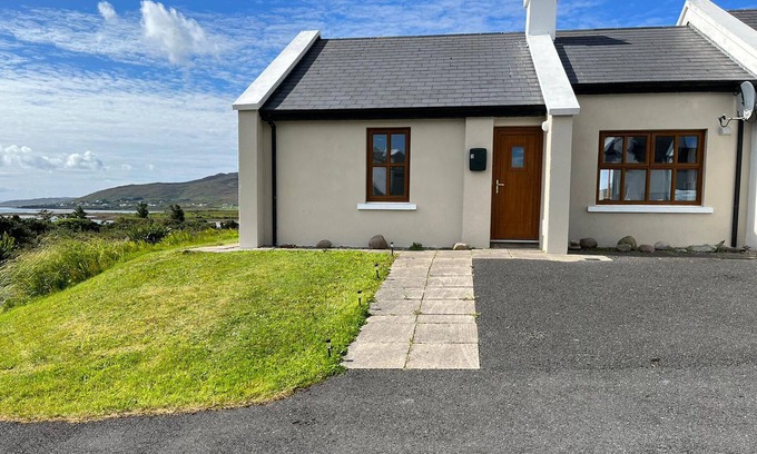 Achill Sound Ski Chalet | Achill Sound Holiday Village No 11