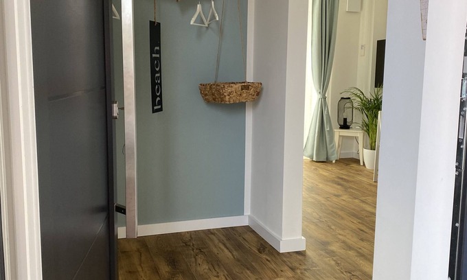 Vollerwiek Apartment | "Achter'n Diek" vacation apartment near the dyke and St. Peter-Ording