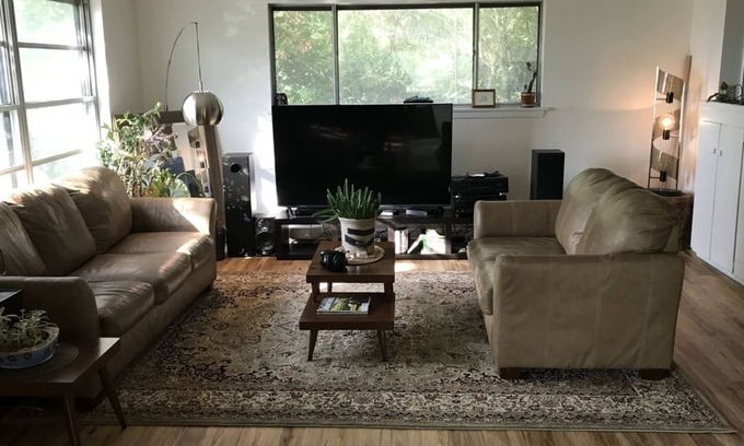 Barton Hills House | ACL Fest walking! Boho-chic Mid century Barton hills treehouse