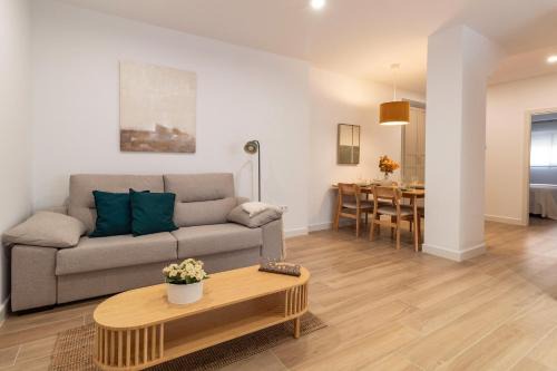 San Carlos-Tartessos Apartment | Acogedor Piso Junto Sta Justa 3