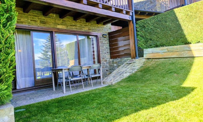 Bellver de Cerdanya Ski Chalet | Acogedora casa adosada con fantásticas vistas panorámicas