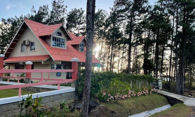Cerro Azul House | Acogedora Casa en Los Altos de Cerro Azul